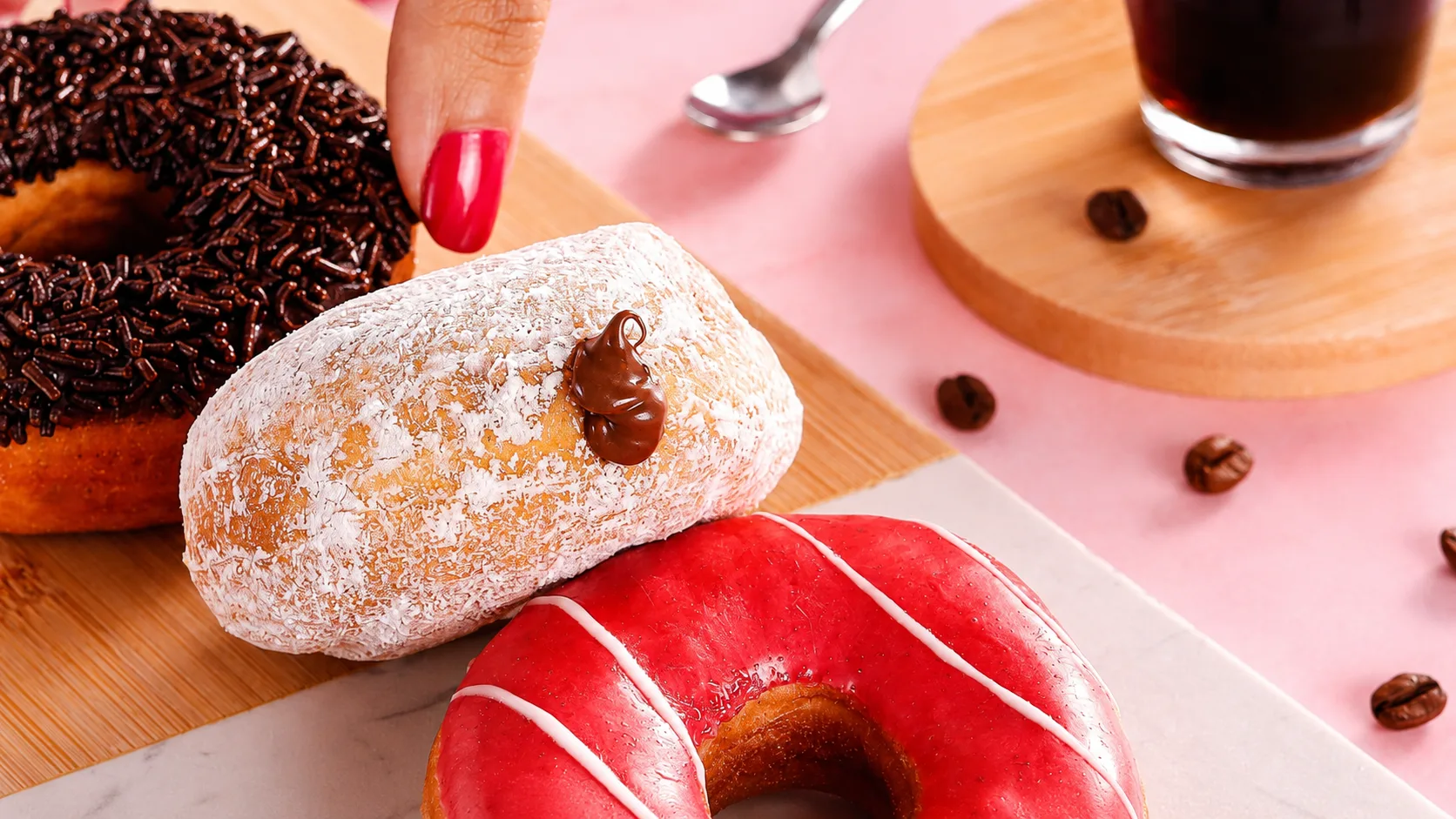 O combo perfeito: por que doce e café se vendem melhor juntos